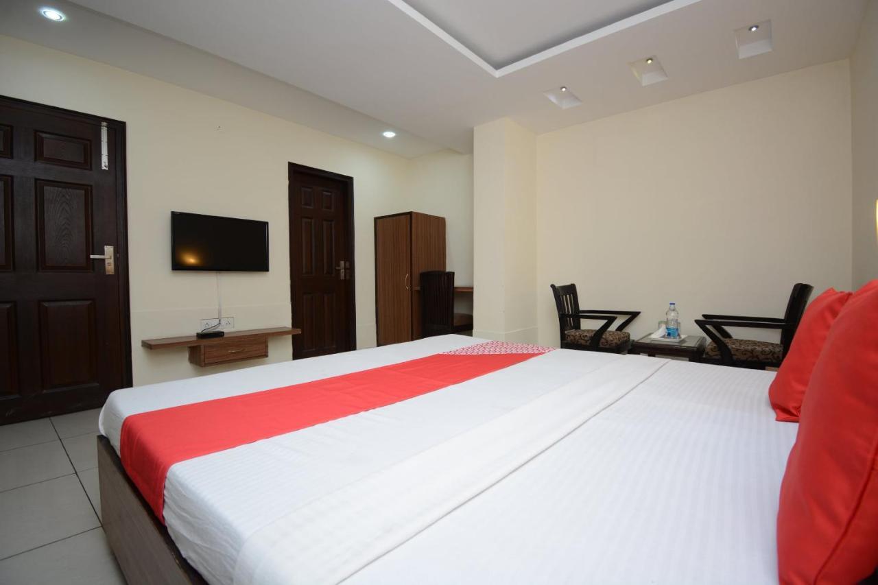 Oyo 5478 Skippers Inn Ludhiana Zewnętrze zdjęcie