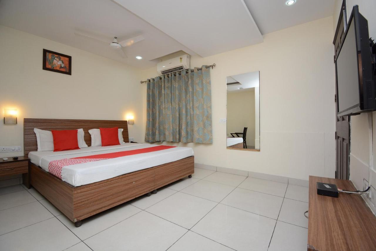 Oyo 5478 Skippers Inn Ludhiana Zewnętrze zdjęcie