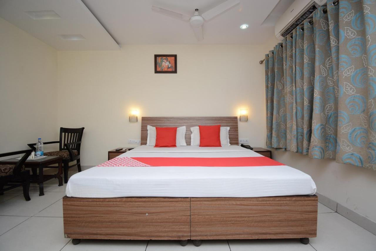 Oyo 5478 Skippers Inn Ludhiana Zewnętrze zdjęcie